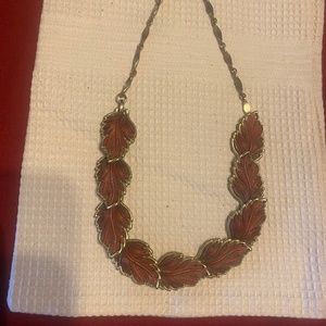 Beautiful leaf necklace